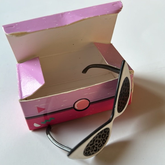 LOL SURPRISE💫 Tweens Cherry BB Fashion Doll with Surprises - Picture 8 of 14